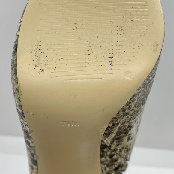 Guess snake stiletto ankle boot size 7.5 - Picture 9 of 10